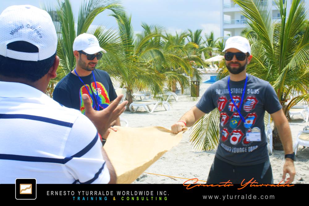 Team Building para fortalecer la Cultura Corporativa  El Caribe y USA Talleres de Cuerdas Bajas | Team Building Empresarial para el desarrollo de equipos de trabajo