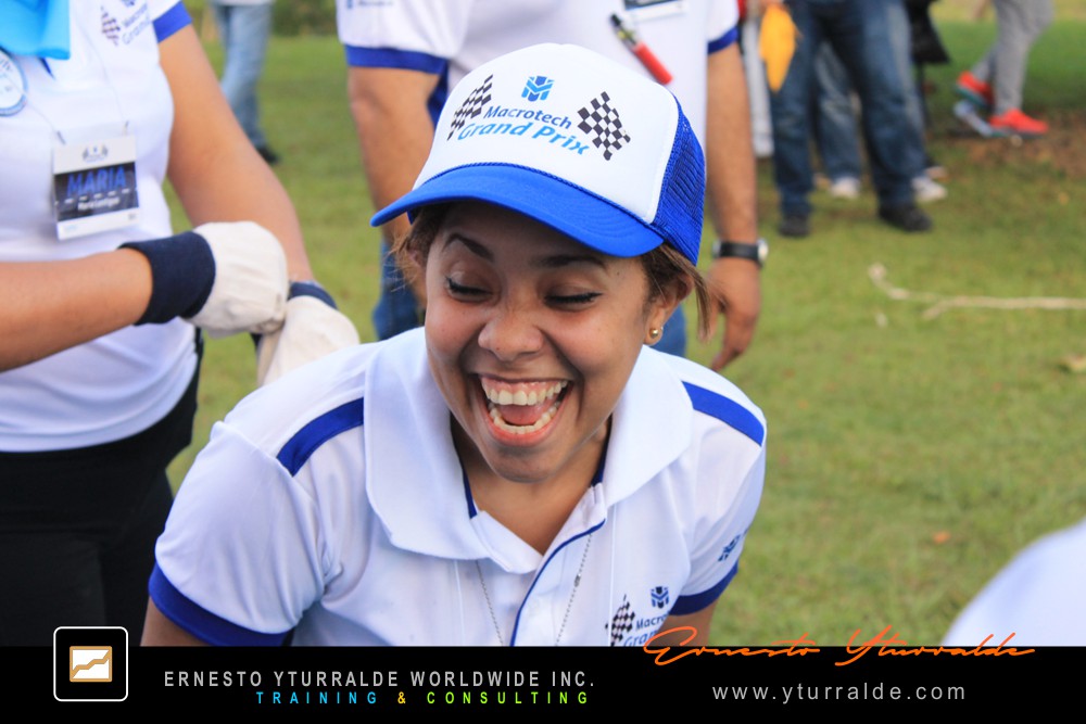 Team Building para fortalecer la Cultura Corporativa  El Caribe y USA Talleres de Cuerdas Bajas | Team Building Empresarial para el desarrollo de equipos de trabajo