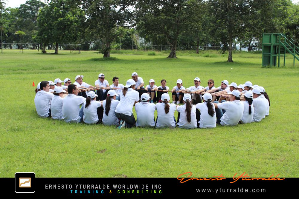 Team Building para fortalecer la Cultura Corporativa  El Caribe y USA Talleres de Cuerdas Bajas | Team Building Empresarial para el desarrollo de equipos de trabajo